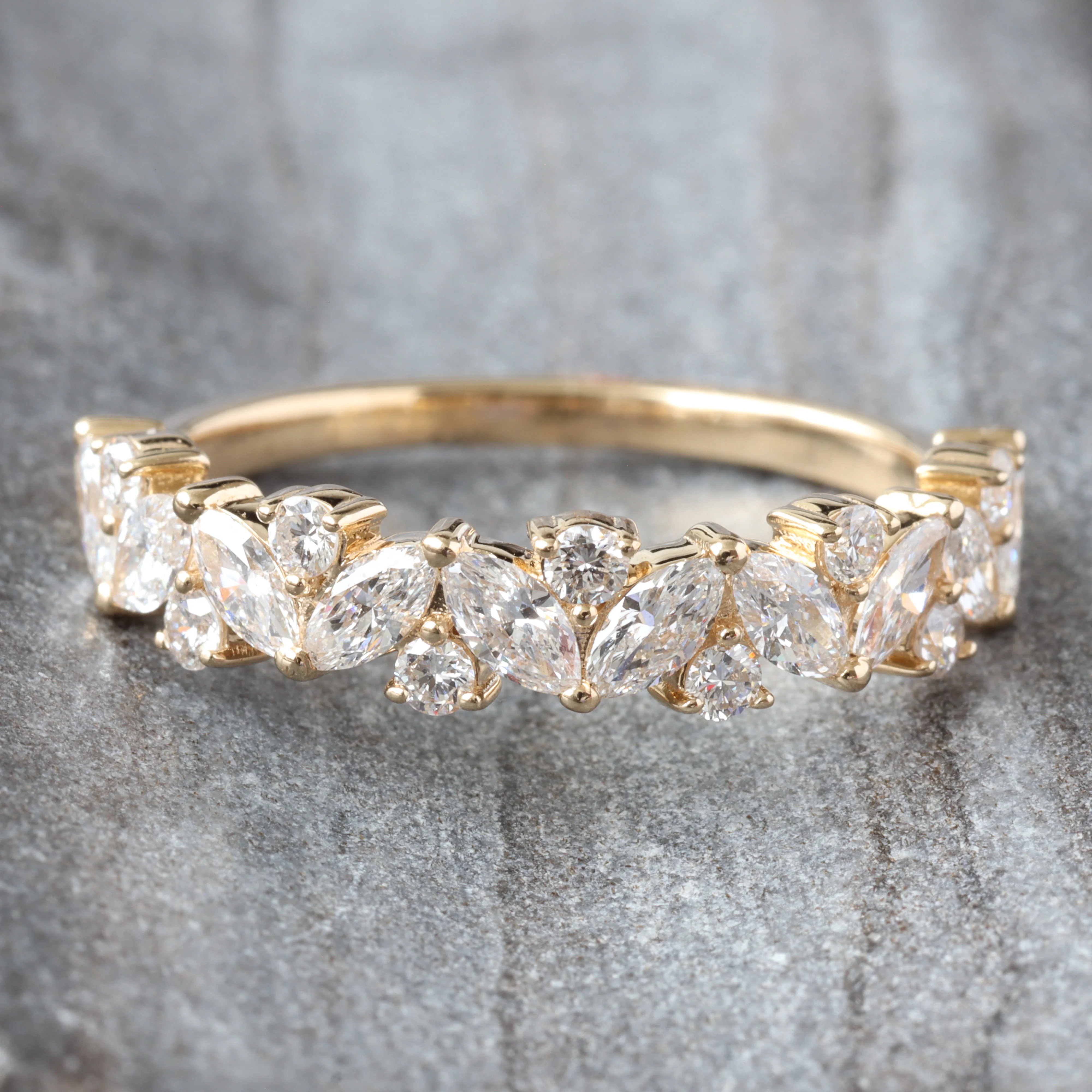 0.94ctw Marquise and Round Off Set Band - Image 4